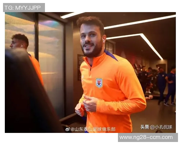 球队助教表示全员支持瓦科留队转会现象正常祝福瓦科未来发展