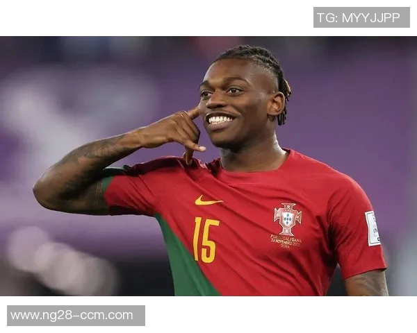 莱奥替补表现失常两度错失良机遭球迷怒斥 莱奥替补表现失常两度错失良机遭球迷怒斥