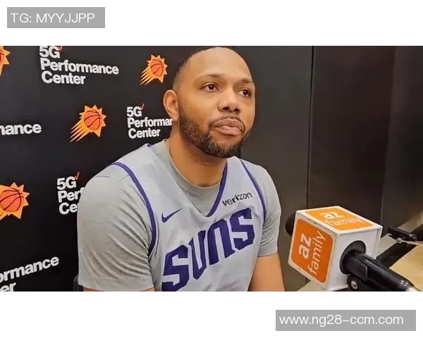 布克被赞为太阳队进攻核心主帅称其组织能力出色 布克被赞为太阳队进攻核心主帅称其组织能力出色